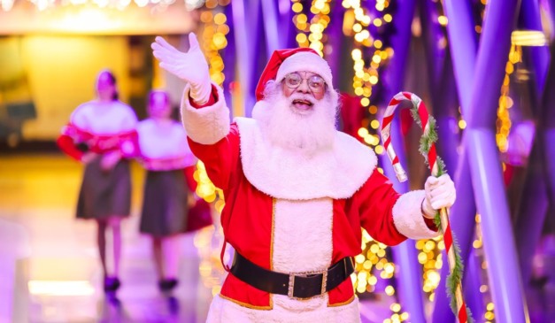 chegada do papai noel no shopping em 2024