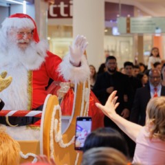 chegada do papai noel no shopping palladium