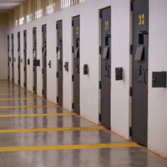 Celas de um presídio federal