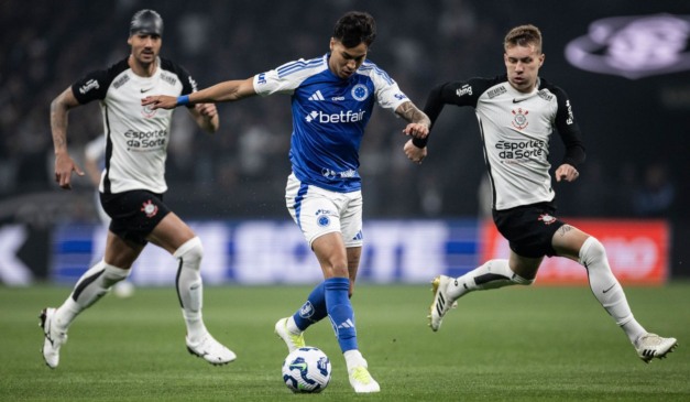 Cruzeiro e Corinthians empataram sem gols no primeiro turno.