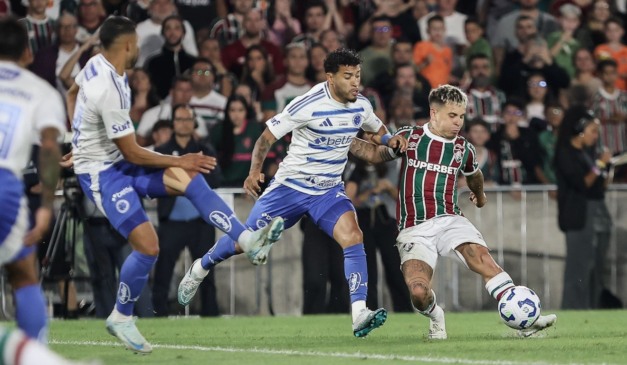 No primeiro turno o Cruzeiro venceu o Fluminense por 2x0.