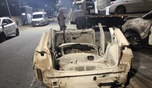 foto do desmanche encontrado em colombo