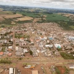 Rio Bonito do Iguaçu após o tornado