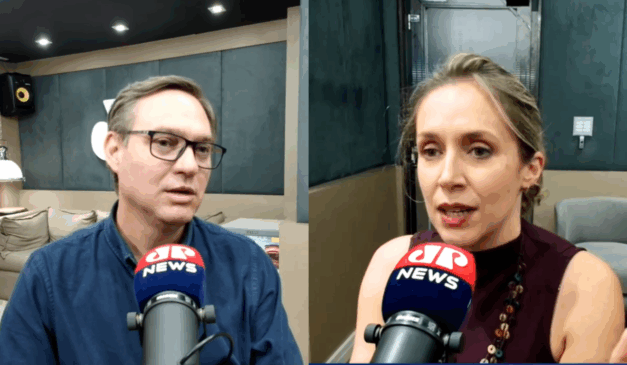 Carlos André Fiúz e Cinthia Mombach participaram do programa Momento Indústria desta semana. (Foto: Reprodução)
