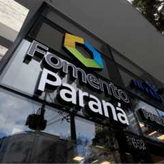 fachada da Sede da Fomento Paraná
