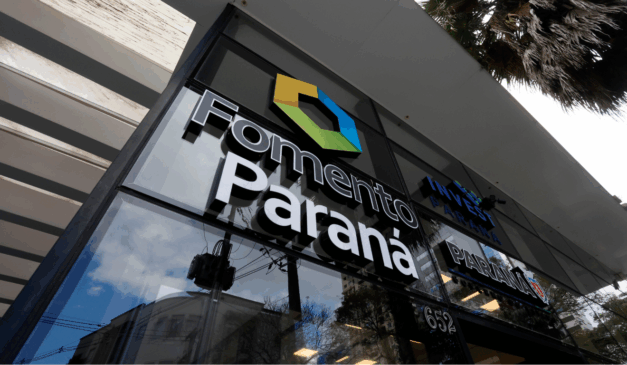 fachada da Sede da Fomento Paraná