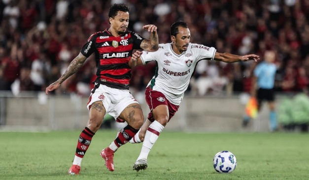 No primeiro turno o Flamengo venceu o Fluminense por 1x0.