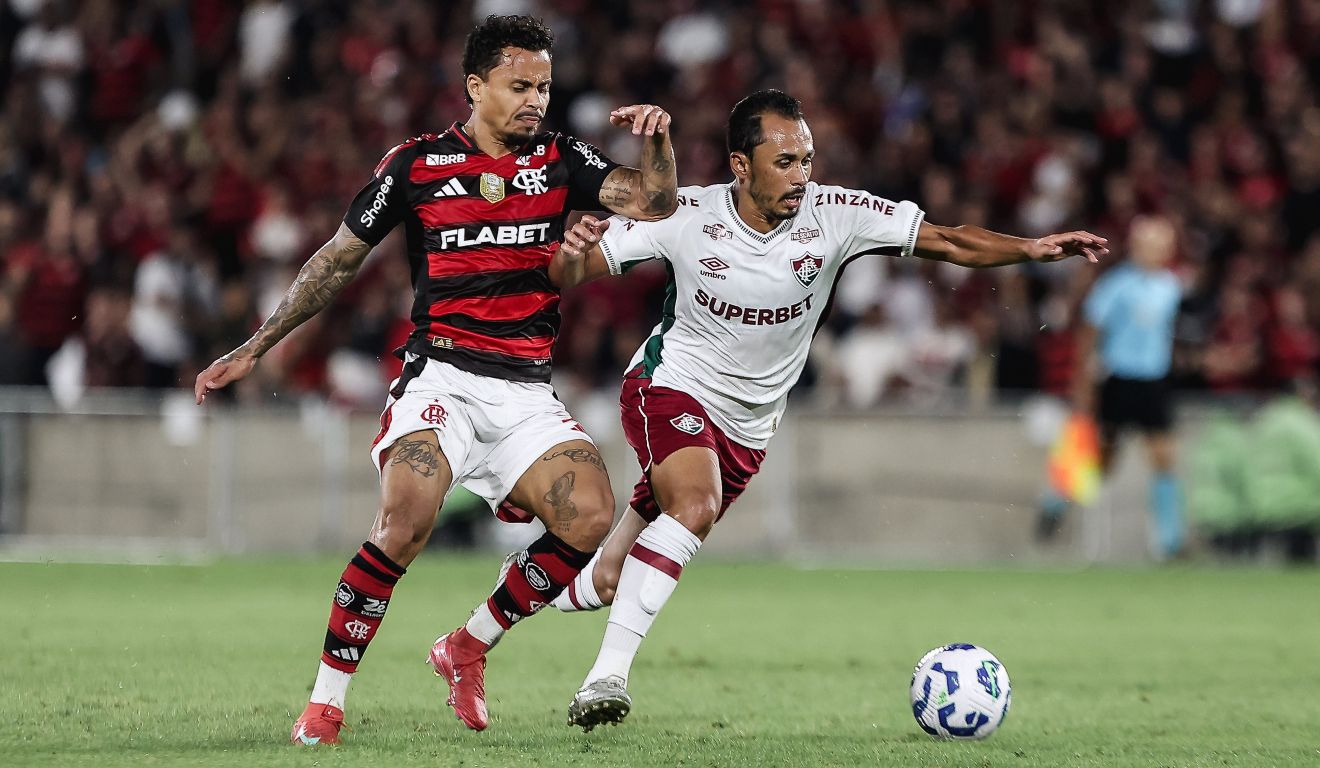 No primeiro turno o Flamengo venceu o Fluminense por 1x0.