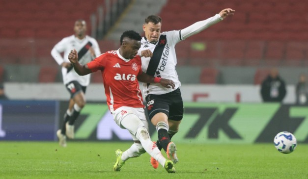 No primeiro turno Internacional e Vasco empataram em 1x1.