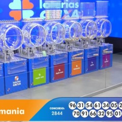 sorteiro da loteria caixa acontecendo no youtube