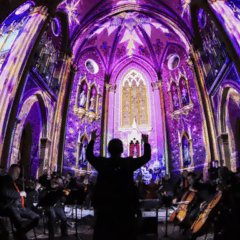 Natal na Catedral de Curitiba tem novos ingressos a partir desta quarta (19). Na imagem, vemos a Catedral Basílica de Curitiba durante uma apresentação.