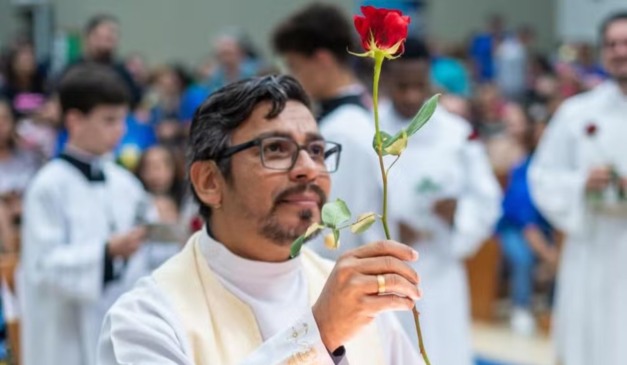 Padre que foi morto em assalto