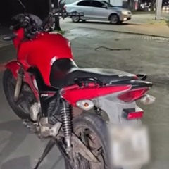 moto do pai que causou acidente e abandonou o filho