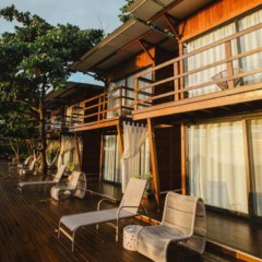 Pousada Ilha do Mel Lodges em dia de sol