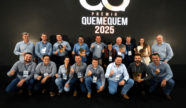representantes da c.vale durante entrega do premio quem é quem