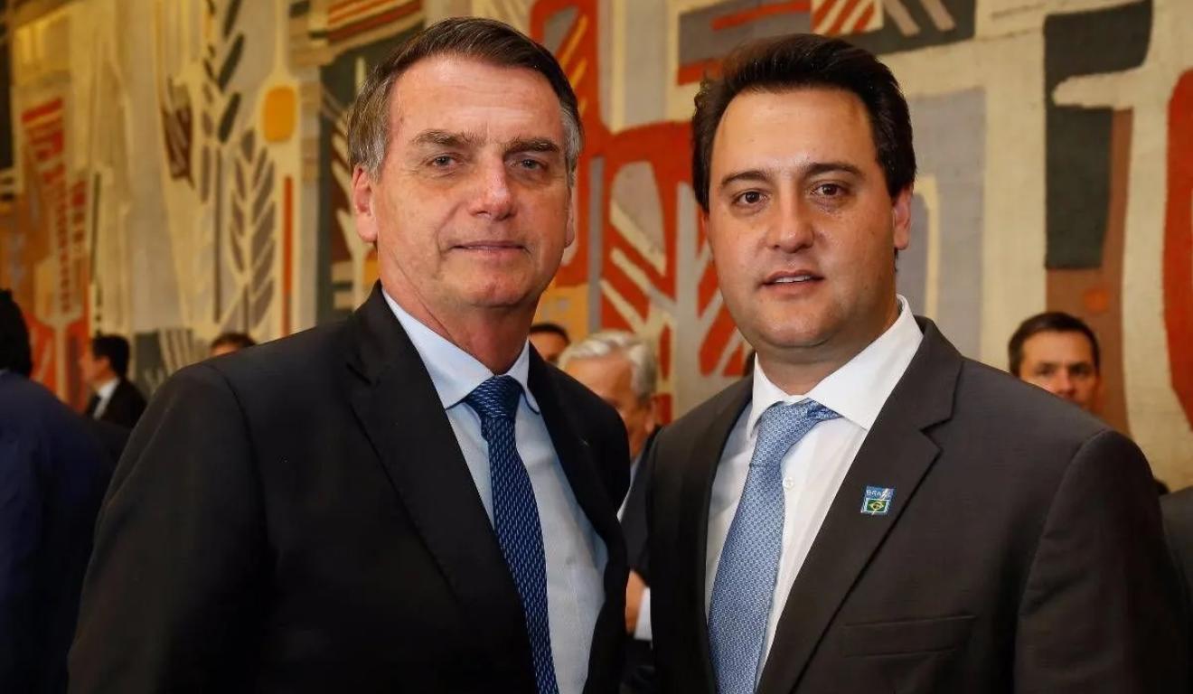 Ratinho Junior ao lado de Jair Bolsonaro