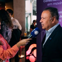 Presidente do Grupo Ric, Leonardo Petrelli, dá entrevista durante lançamento da Ric OOH.