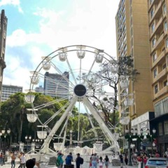 Roda Gigante na Rua XV.