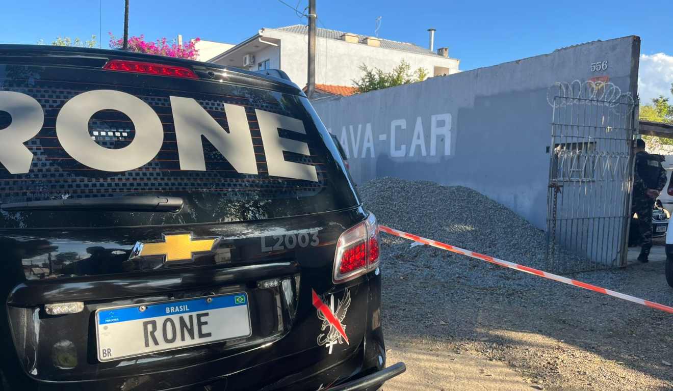 Rone em local onde teve tiroteio em lava-car em Curitiba