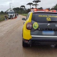 O trabalhador que morreu após sofrer uma descarga elétrica estava com colegas (Foto: Cristiano Vaz/Banda B)