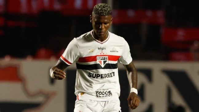 Arboleda em ação pelo São Paulo