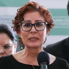 Carla Zambelli em entrevista na Câmara dos Deputados; STF decidiu pela perda do mandato da parlamentar