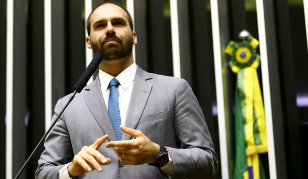 Eduardo Bolsonaro, na Câmara dos Deputados; parlamentar foi cassado após decisão de Hugo Motta