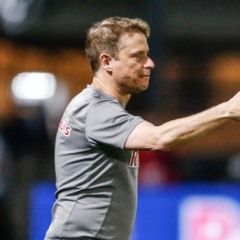 Fernando Seabra em jogo do Red Bull Bragantino