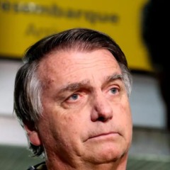 Jair Bolsonaro; ex-presidente passar&aacute; por cirurgia na manh&atilde; de Natal