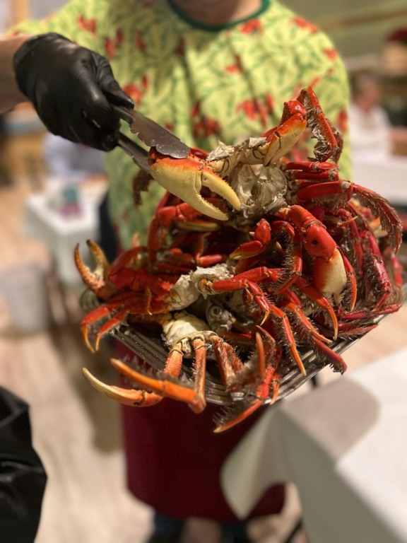 Ópera de Bambu abre a temporada de caranguejo e celebra parceria com pescadores de Guaraqueçaba