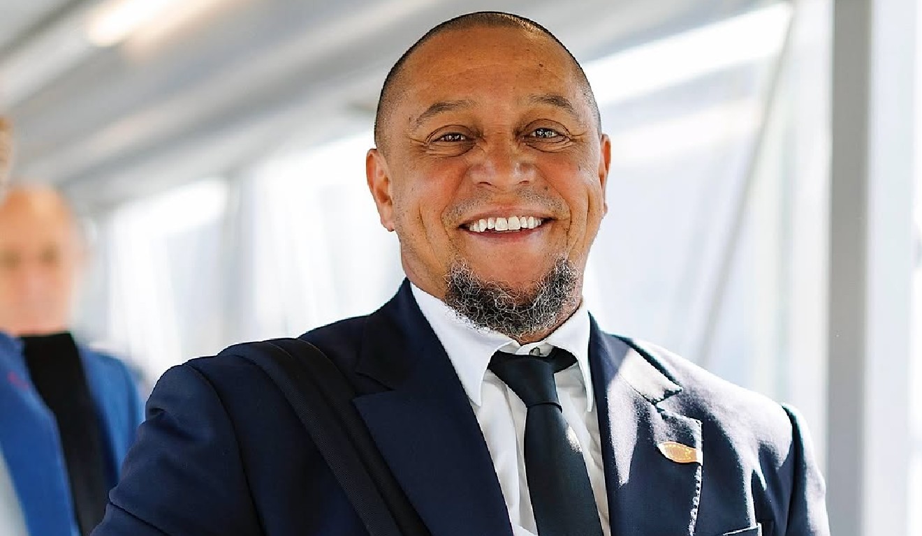 Roberto Carlos, ex-lateral-esquerdo