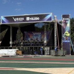Palco da Virada Cultural em Toledo