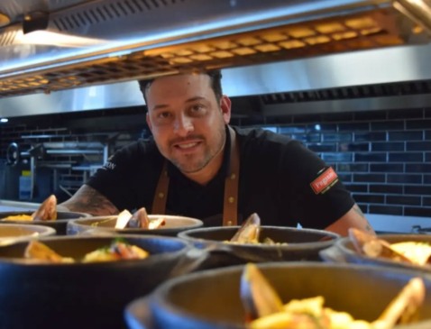 Chef Brunno Pimentel assina Réveillon mais disputado da Ilha do Mel no Cataia’s