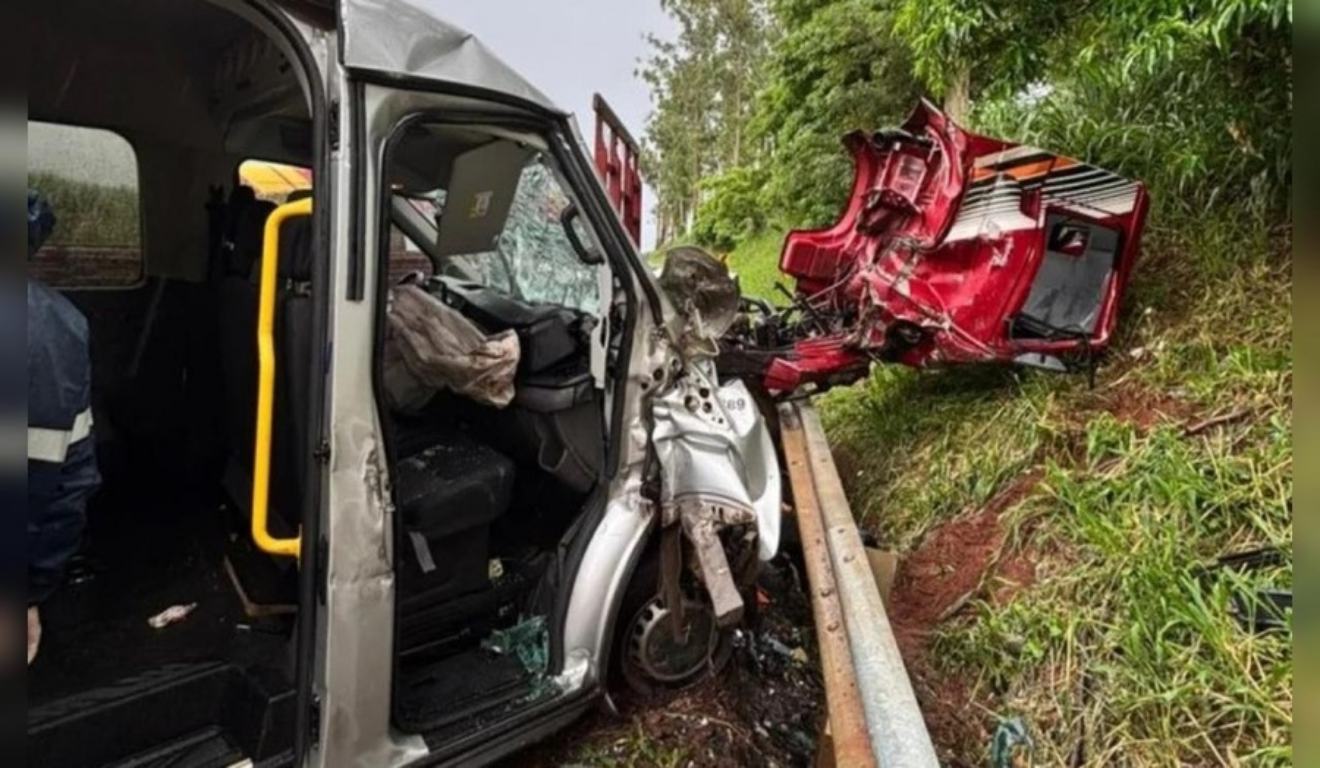 foto do pós acidente na pr-082