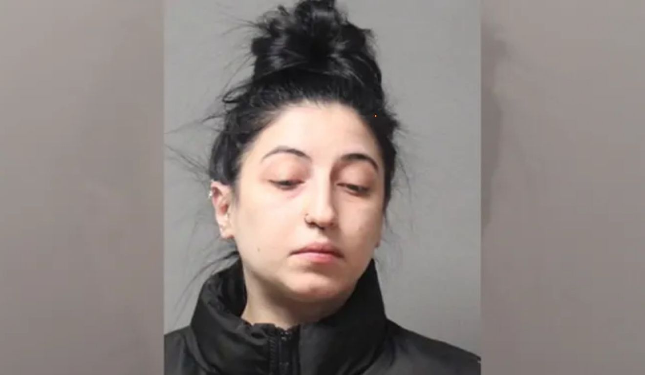 mulher que deu bala de maconha para a filha