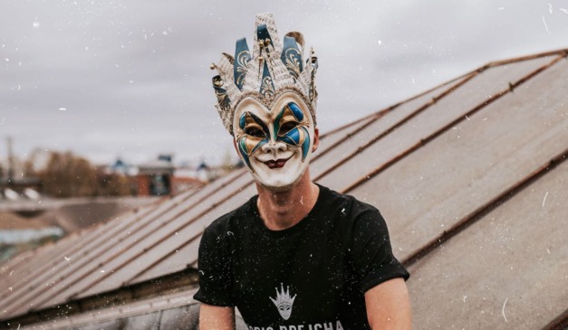 foto do boris brejcha, artista se apresenta em curitiba