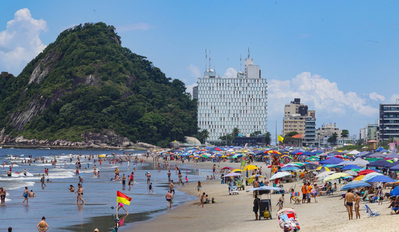 foto do litoral do Paraná para ilustrar dias de calor 