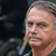 Bolsonaro passa por nova cirurgia