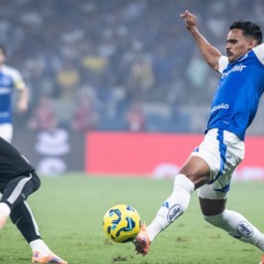 No primeiro jogo da semifinal o Corinthians venceu o Cruzeiro por 1x0.
