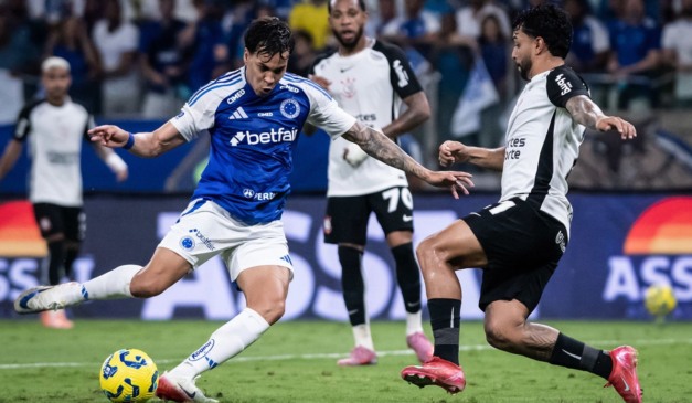 Cruzeiro e Corinthians disputam uma vaga na final da Copa do Brasil neste domingo.