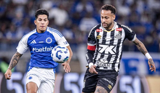 No primeiro turno o Santos venceu o Cruzeiro por 2x1 em Belo Horizonte.