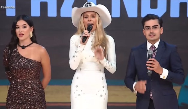 Momento do anúncio do campeão de A Fazenda 17