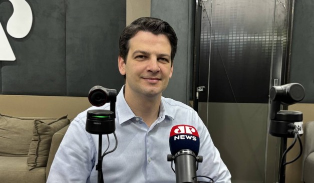 Eduardo Pimentel durante entrevista ao Grupo Ric