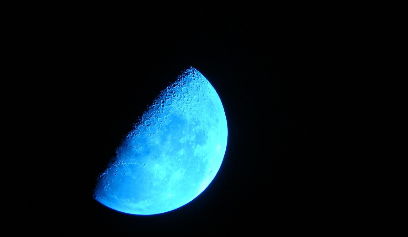 Imagem ilustrativa da lua crescente.