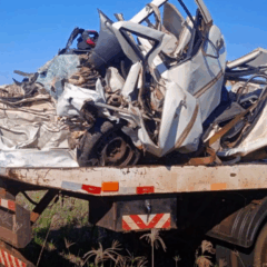 grave acidente carro arrastado PR-490