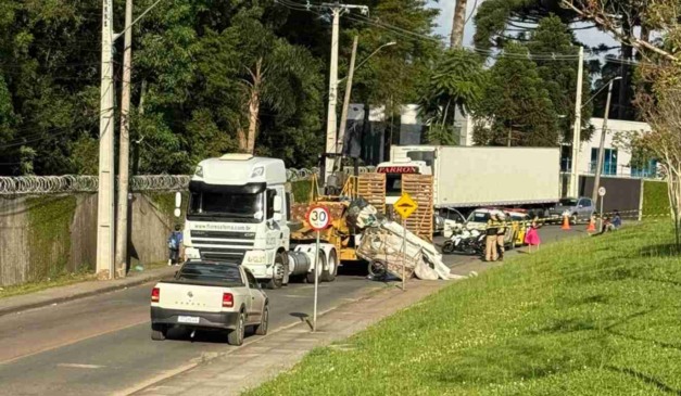Idoso que morreu atropelado por caminhão em Curitiba