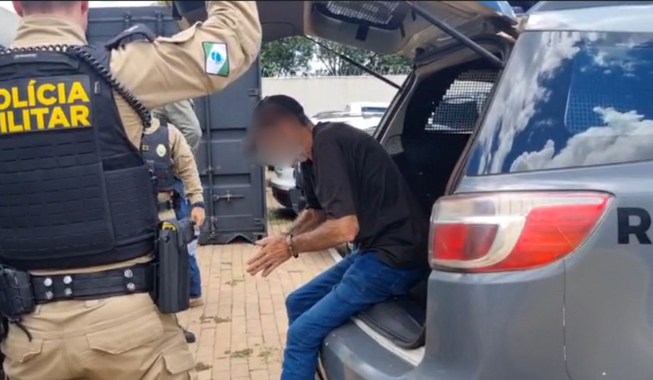 idoso que foi preso após tentar sequestrar menina