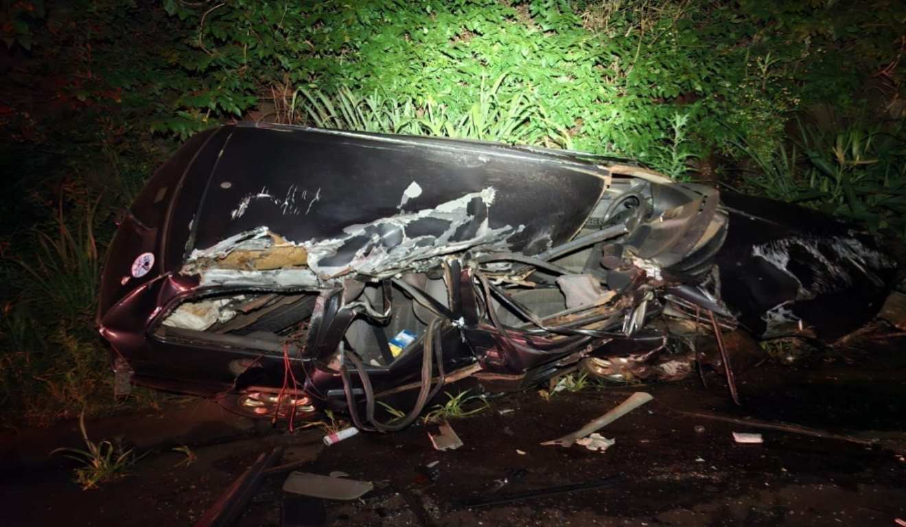 Jovem de 20 anos fica ferida após colisão com carreta na PR-585, em Toledo