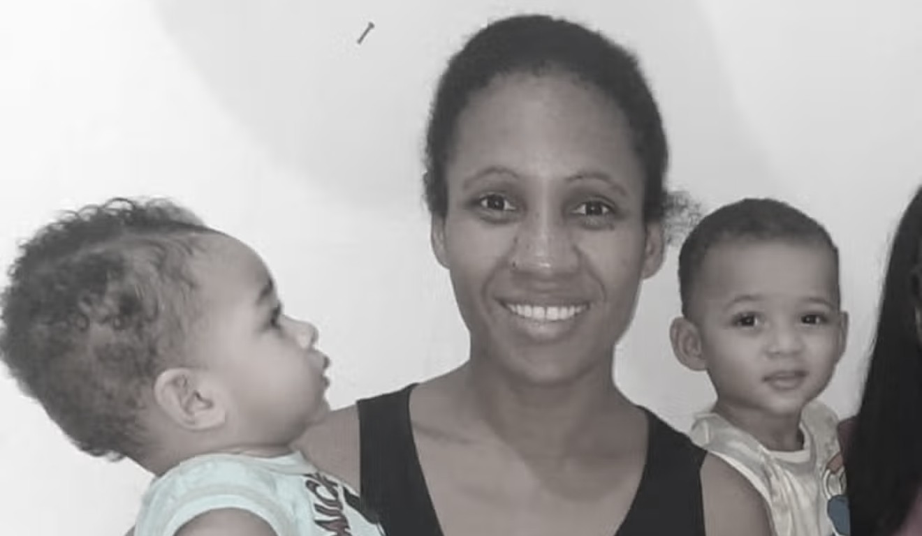 Mãe e filhos que morreram em incêndio