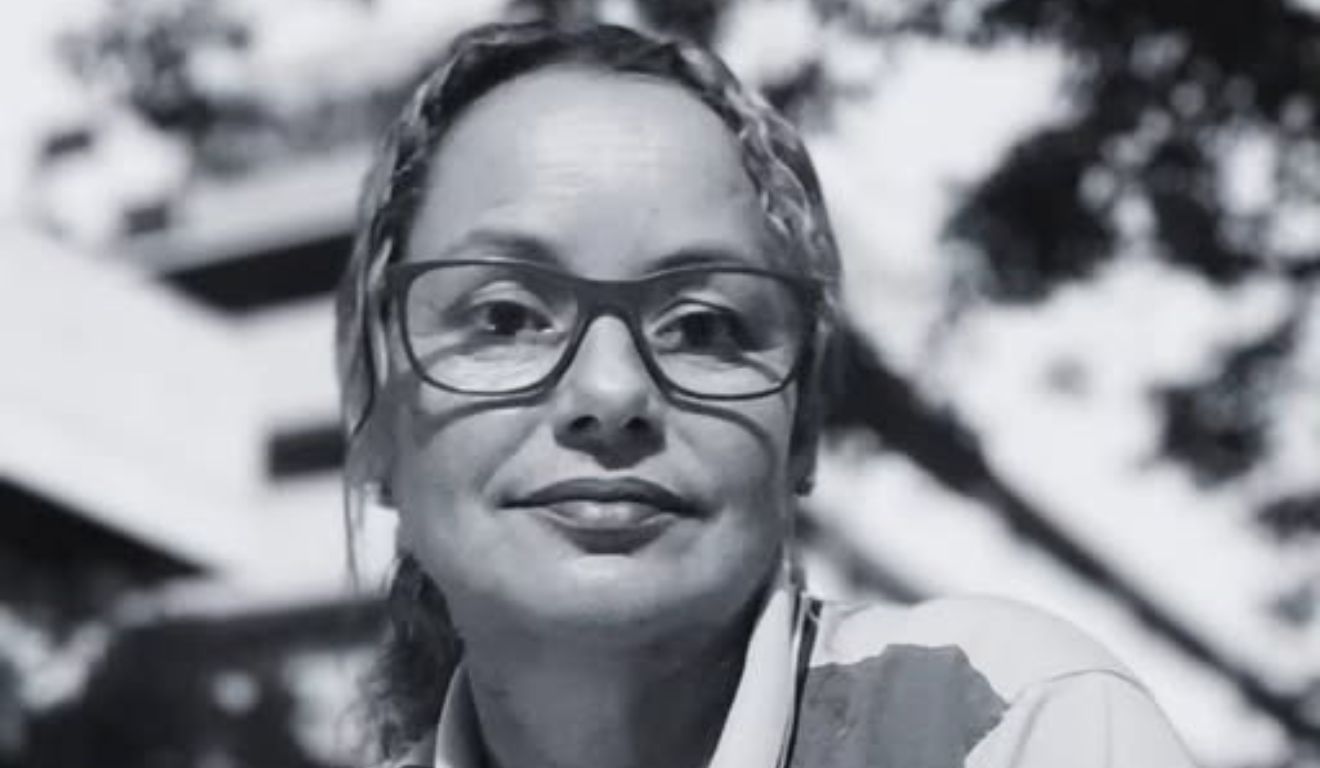 foto em preto e branco da mulher que morreu em acidente em colombo